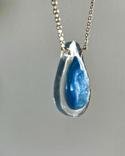 Load image into Gallery viewer, Blue druzy agate