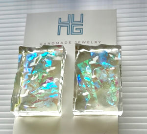 Resin with holographic accent