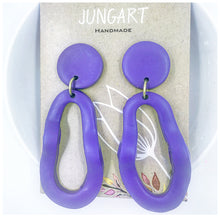 Load image into Gallery viewer, Wavy Ovals Abstract