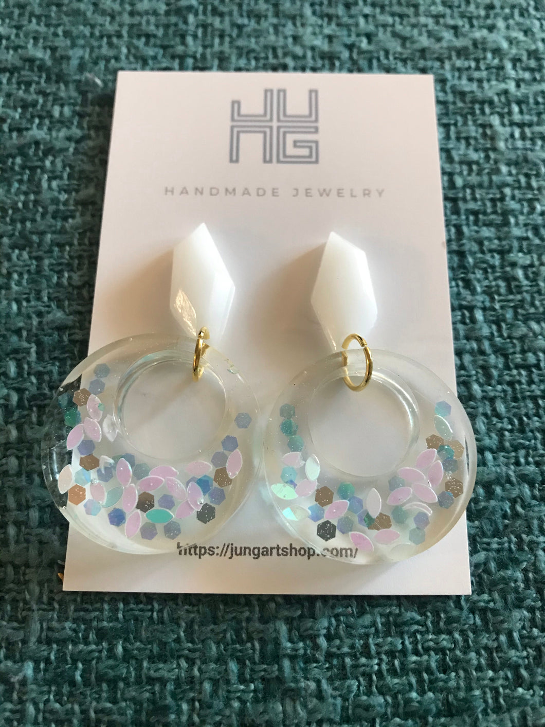 Holographic Confetti Glitter Circles with White Posts